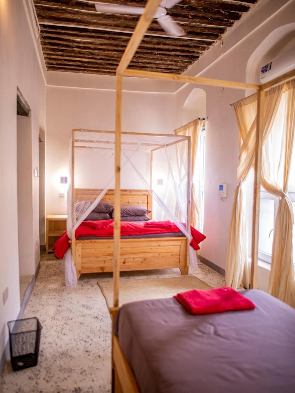 Hotel Firefly West Wing à Bagamoyo Extérieur photo